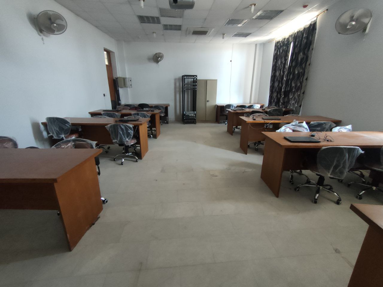 Read more about the article افتتاح مختبر أكاديمية السيسكو